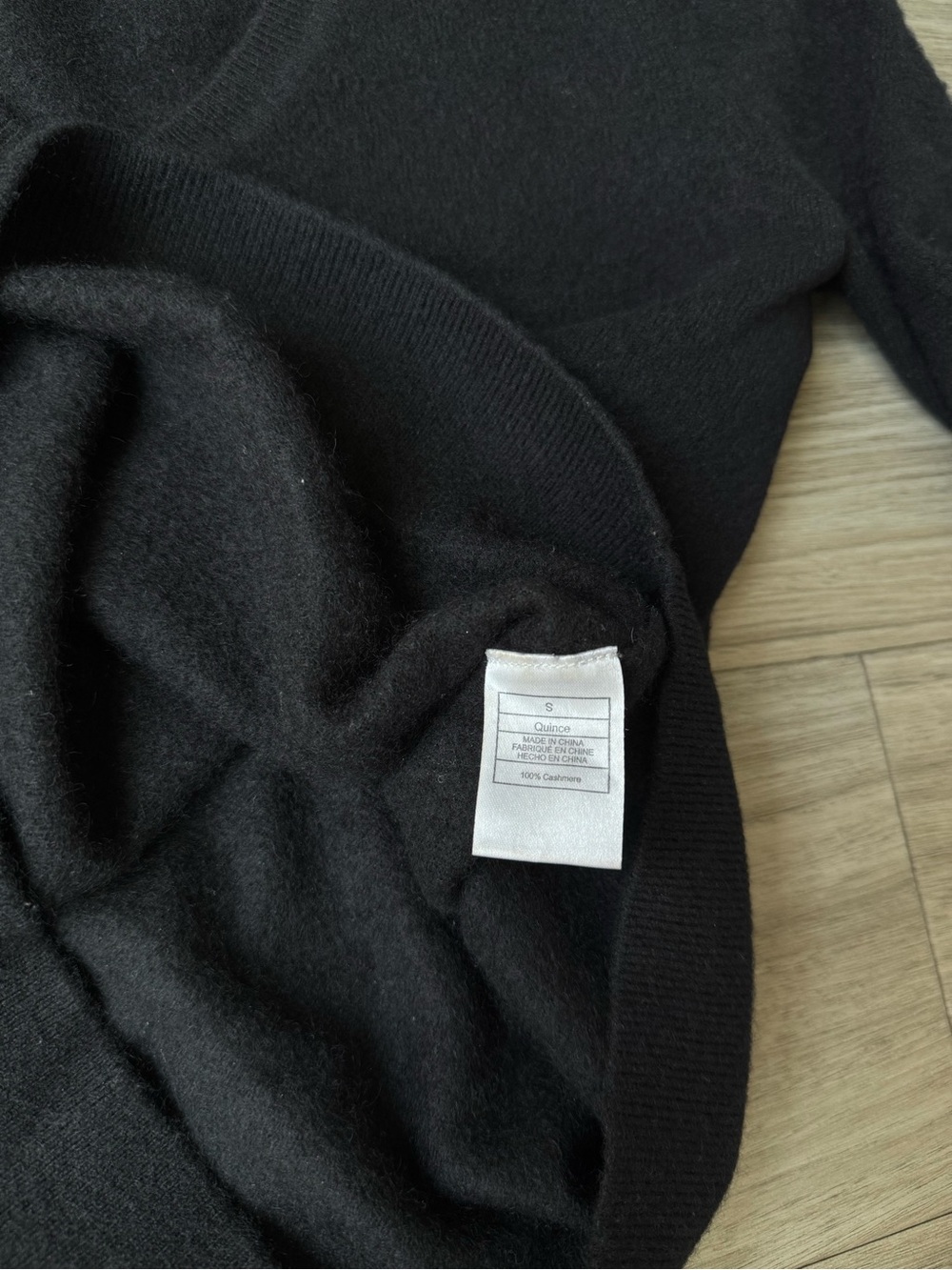 Quince Black Mongolian Cashmere V-Neck Sweater Size Small - Picture 8 of 9